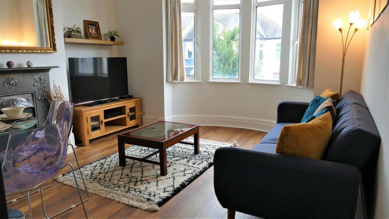 Beautifully Renovated 2 Bed Flat - Close To Beach Apartment Southend-on-Sea Exterior foto